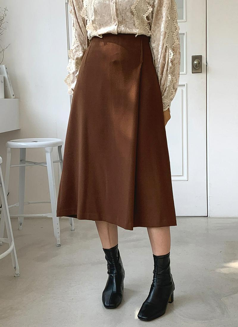 タックAラインスカート・全2色