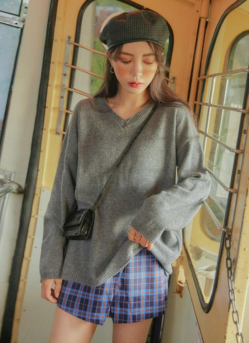 ウール混Vネックルーズニット