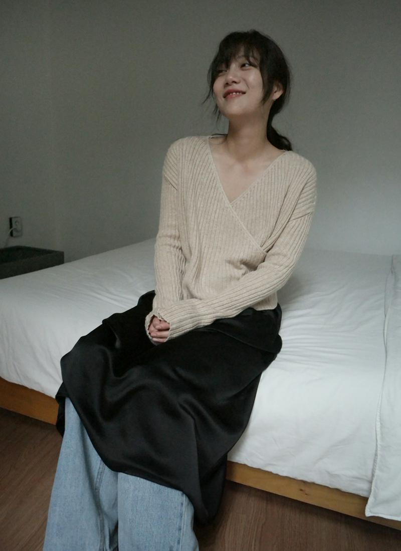 カシュクールリブニット