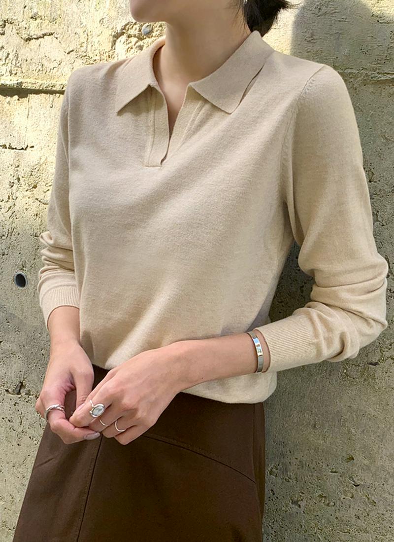 カラースリットネックニット