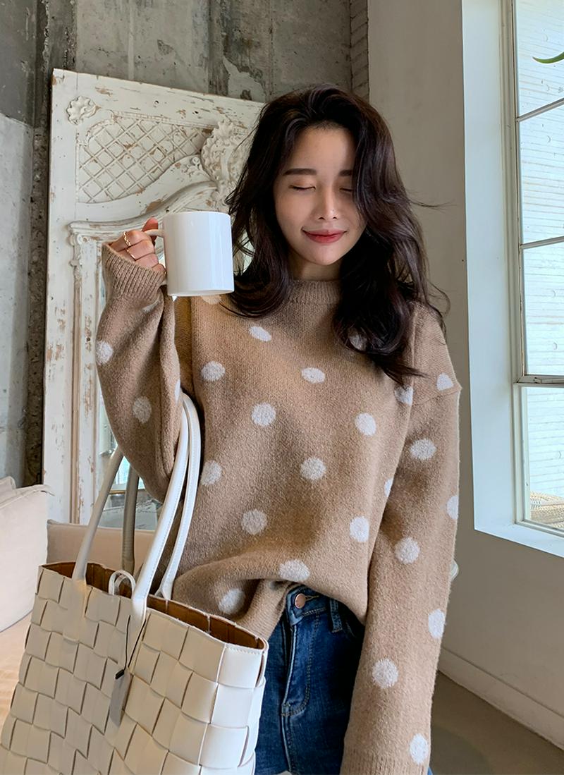 ドットアクリル混ニット