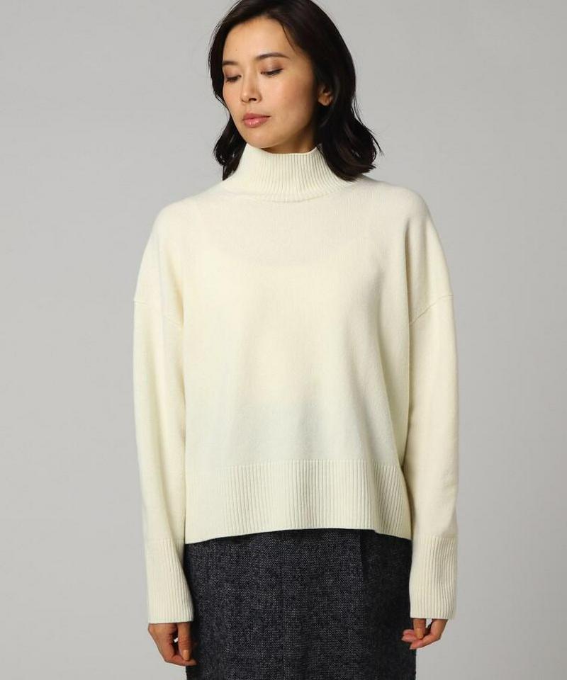 イタリアンウールハイネックニット