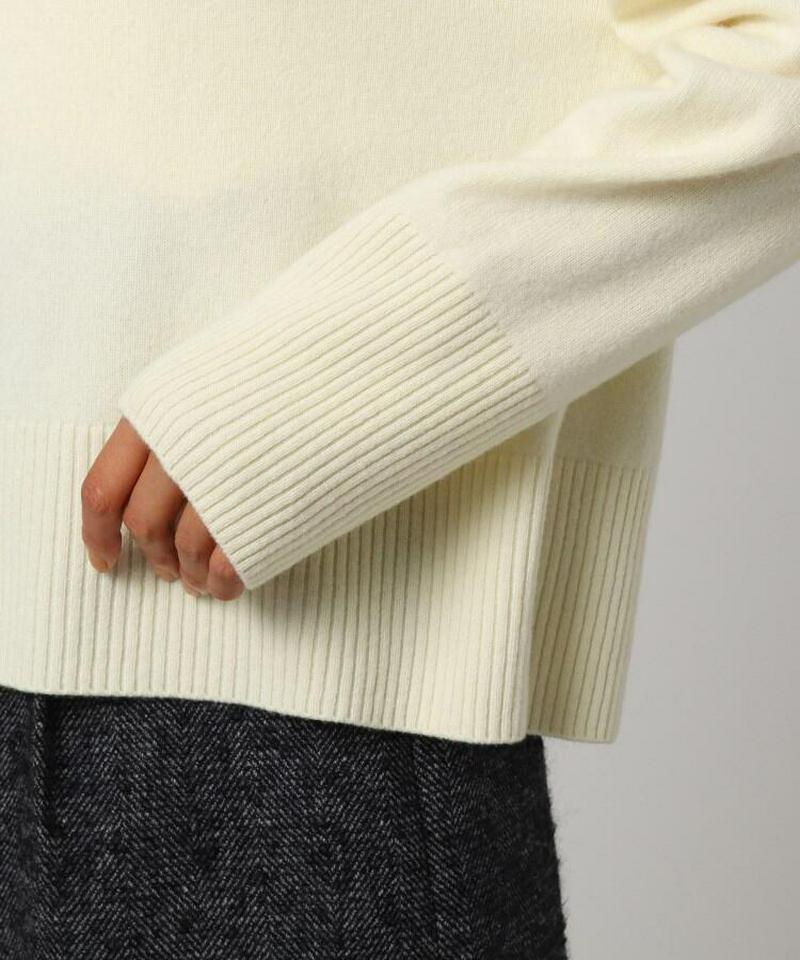 イタリアンウールハイネックニット