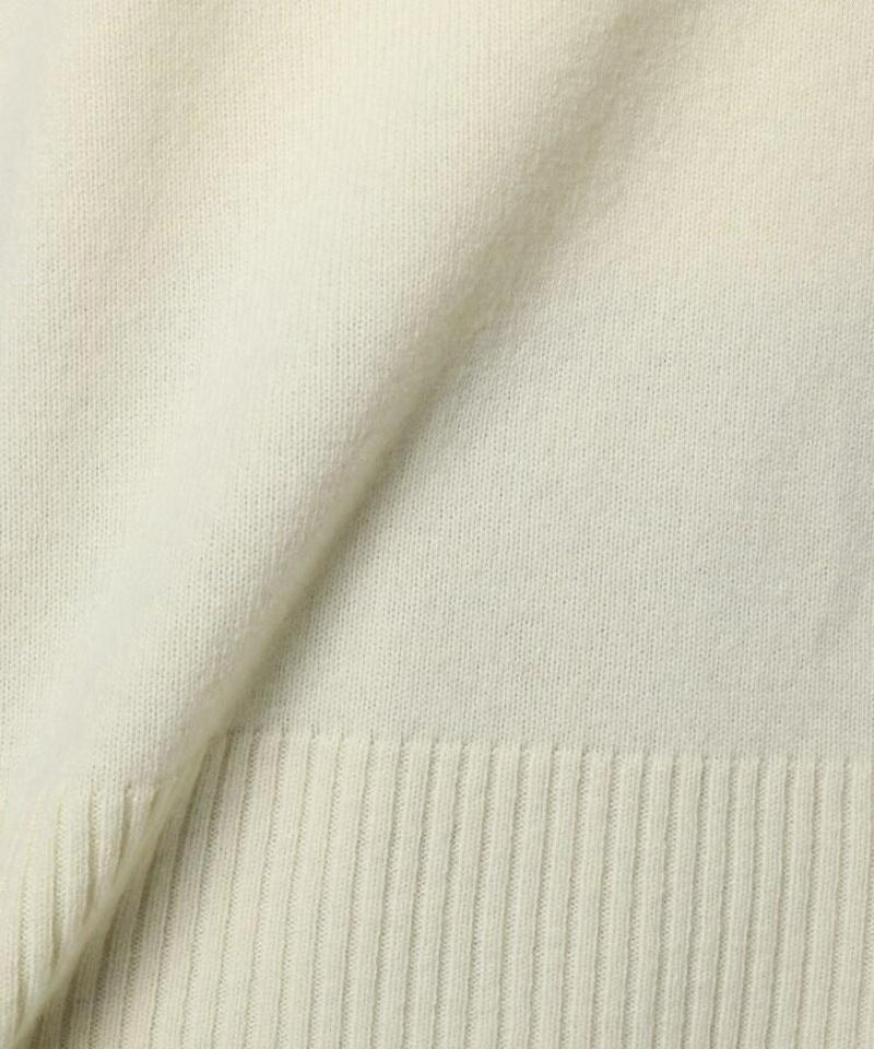 イタリアンウールハイネックニット