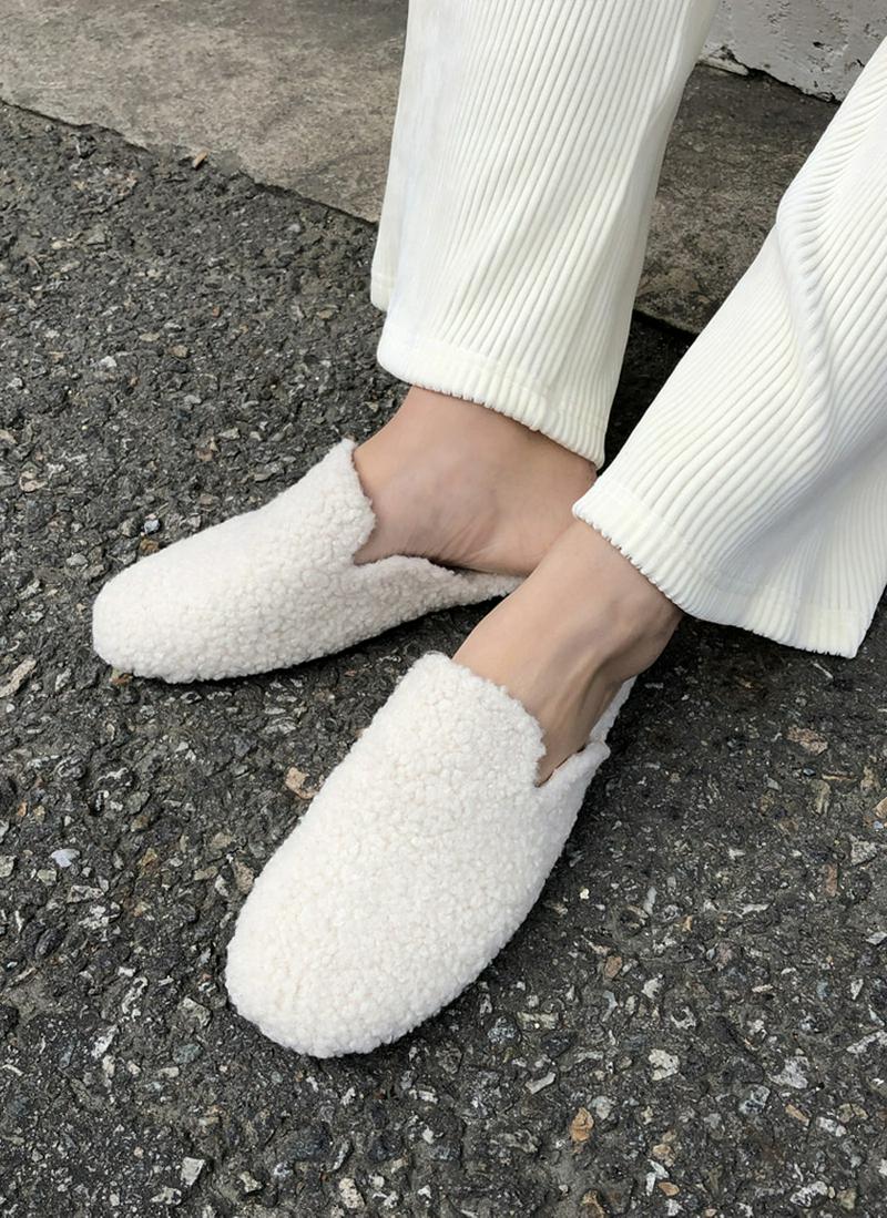ボアバックレスミュール