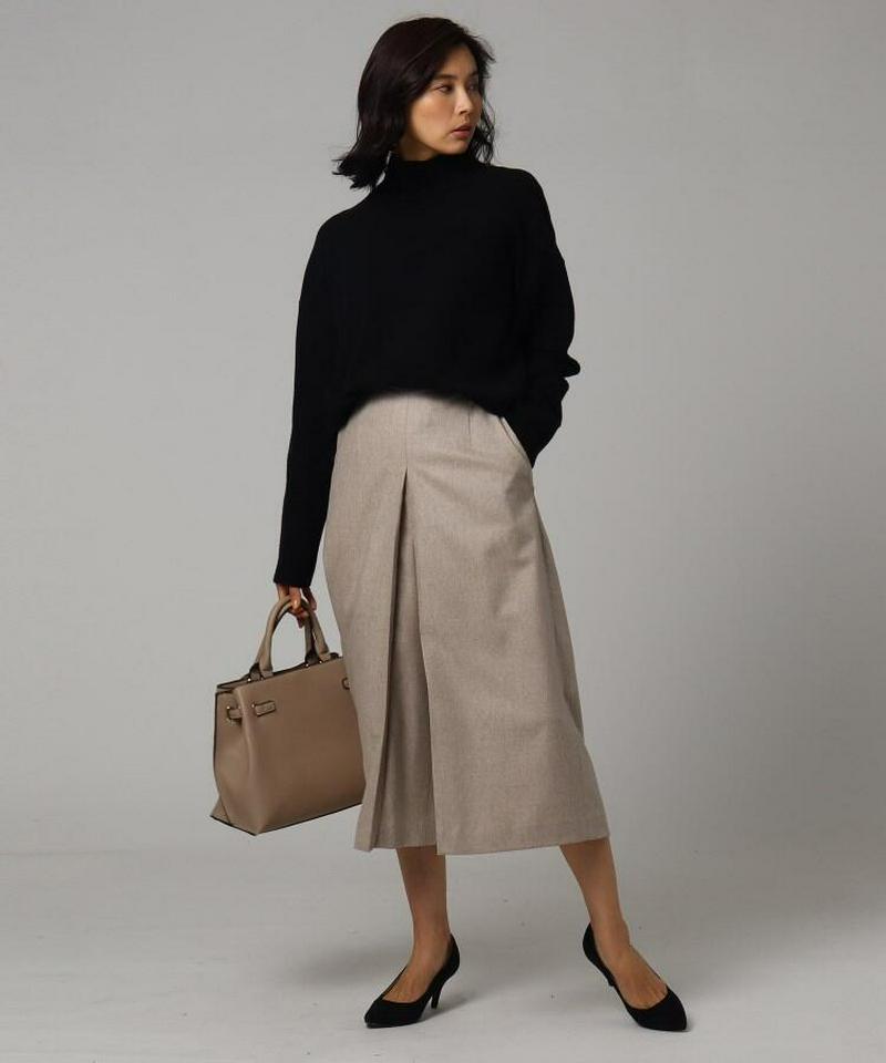 ウールアンゴラ混フラノタックワイドパンツ