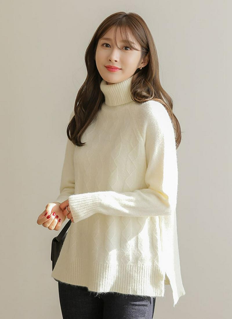 アシメヘムパターンニット