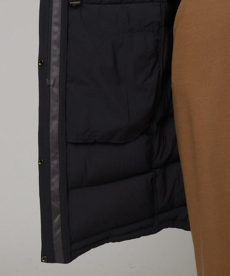 ヴィクトリアエアーストレッチダウンコート
