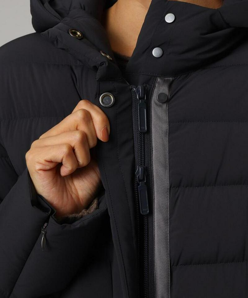 ヴィクトリアエアーストレッチダウンコート