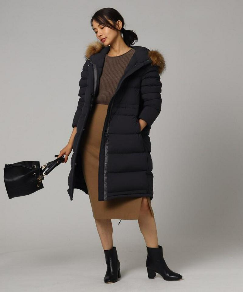 ヴィクトリアエアーストレッチダウンコート