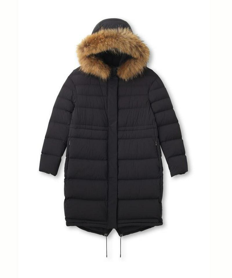 ヴィクトリアエアーストレッチダウンコート