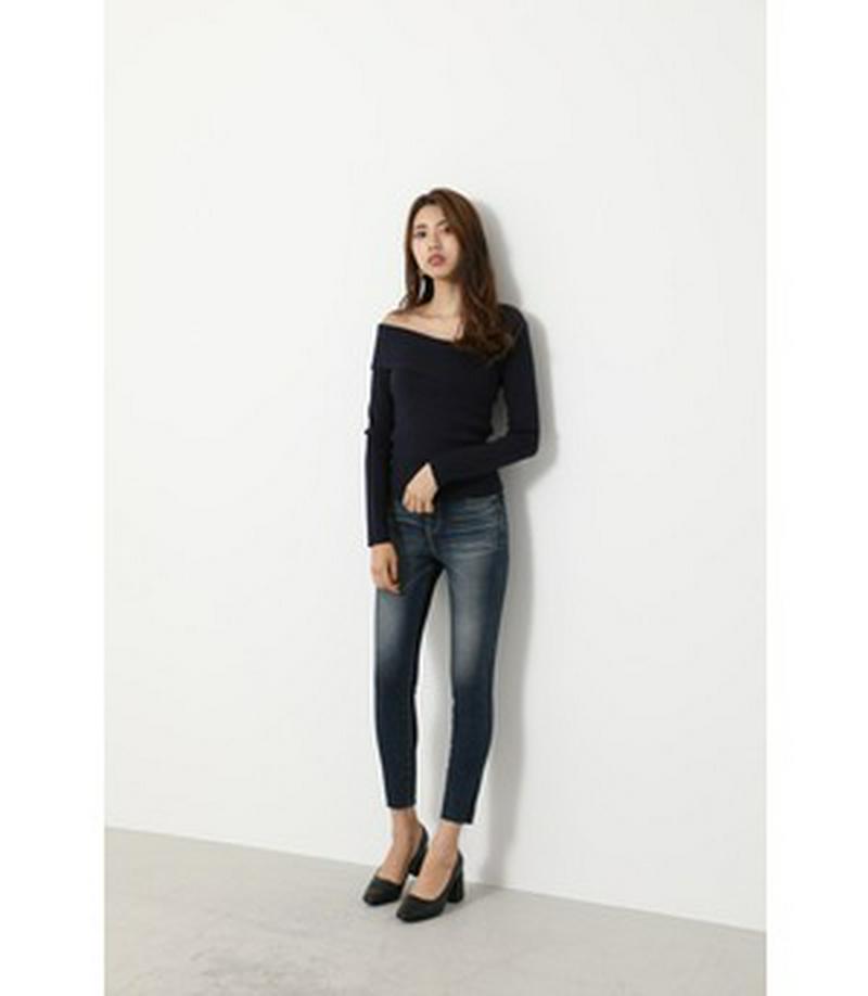 Asymmetry N／C Knit TOP