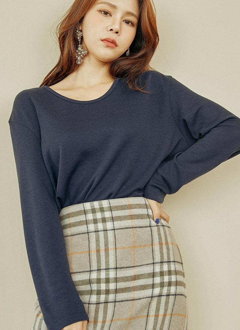 オーバーフィット長袖Tシャツ