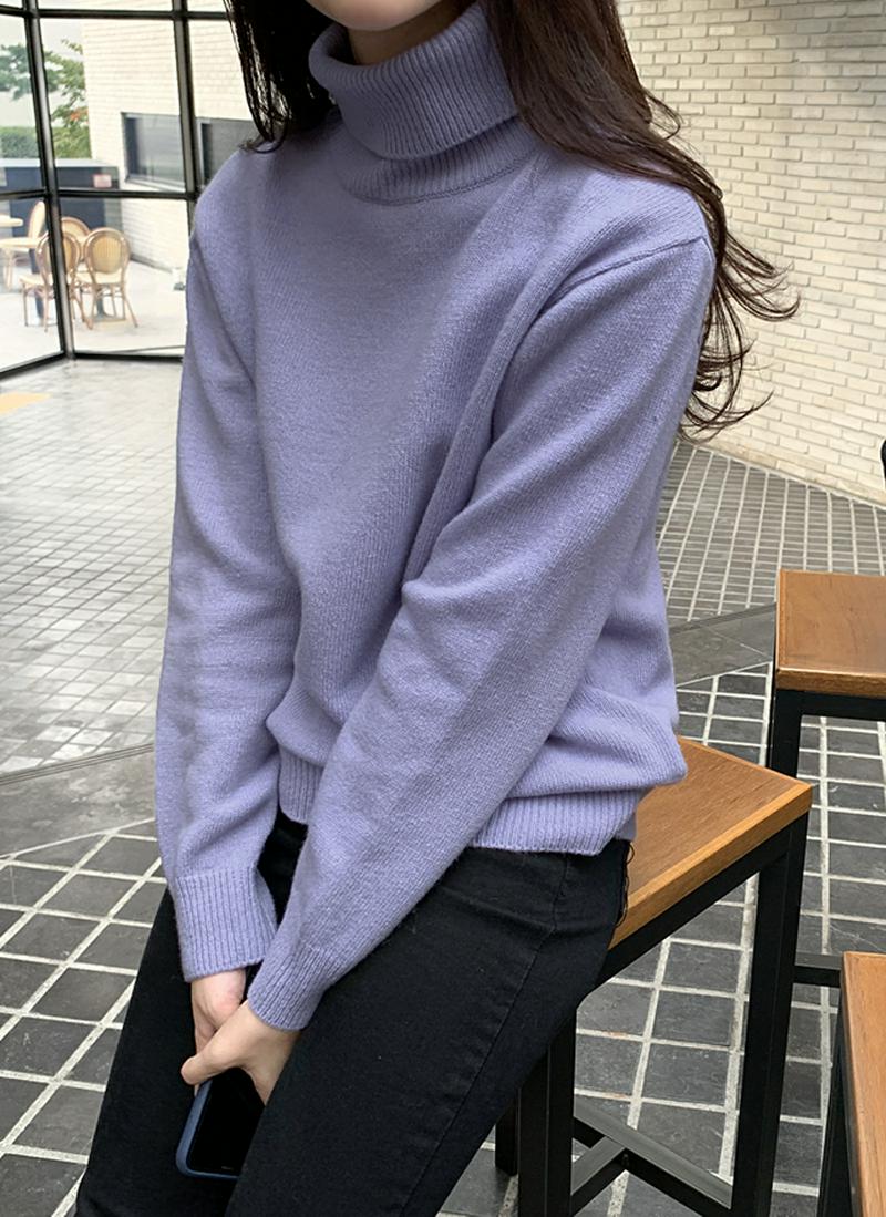 ウールカシミヤ混タートルネックニット