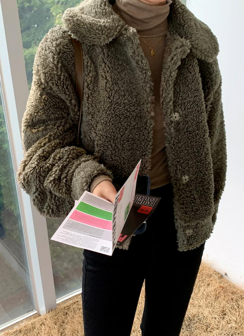 フェイクファーカラージャケット