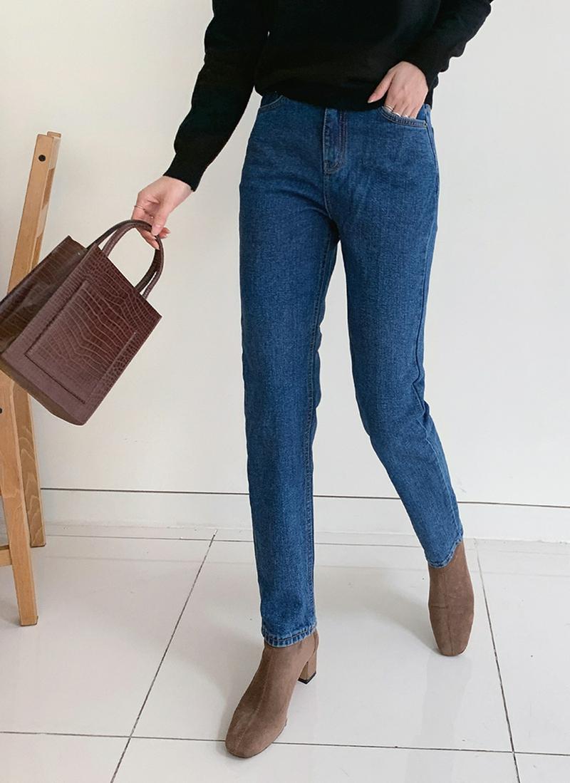 裏起毛テーパードデニムパンツ・全1色