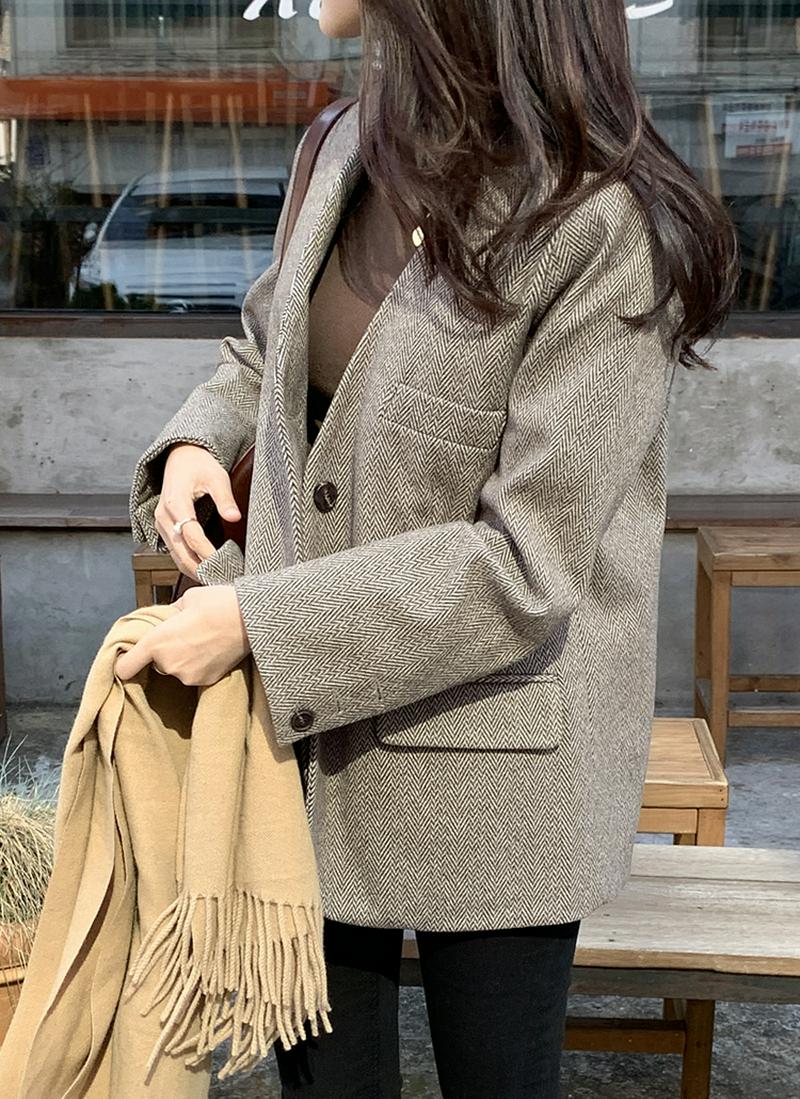 カラーレスヘリンボーンジャケット