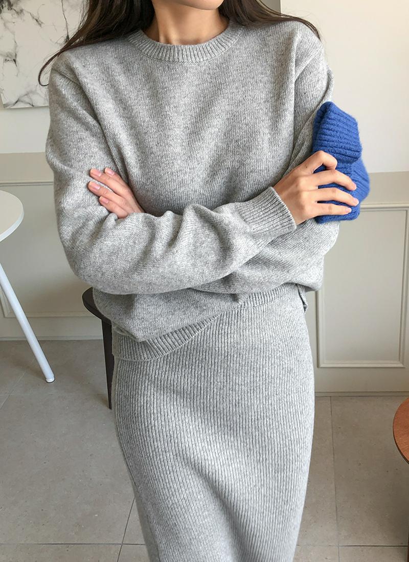 ウールブレンドニット