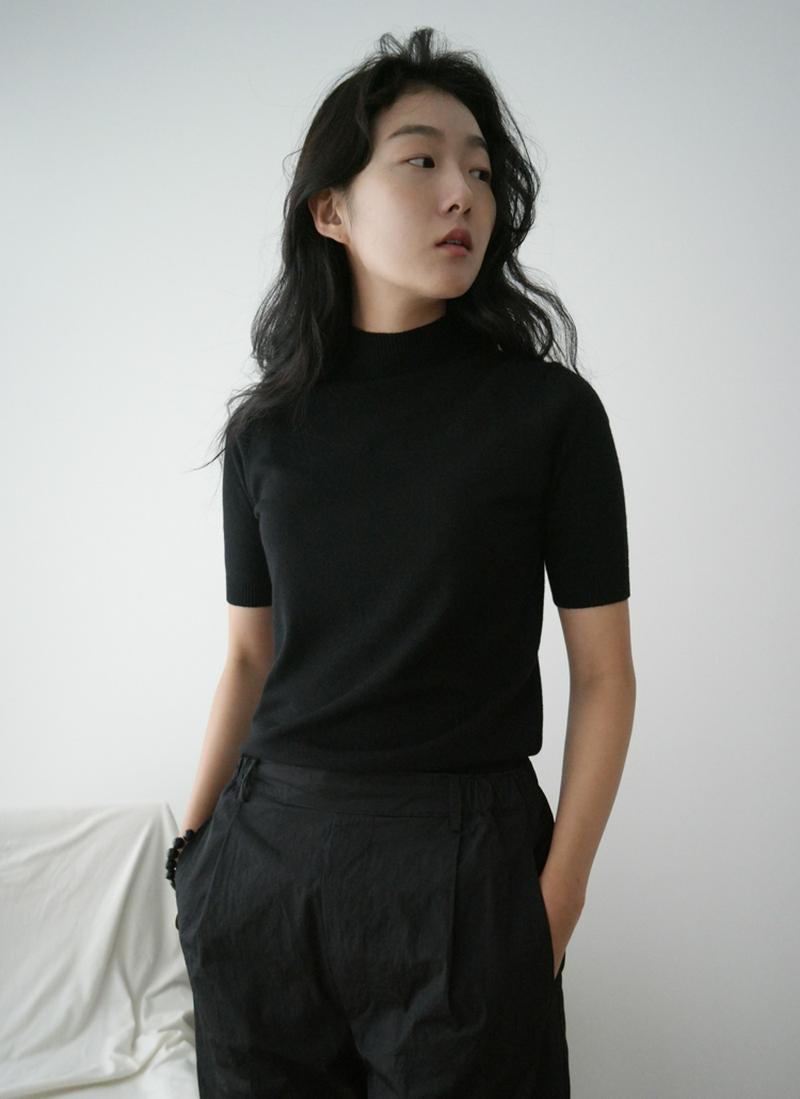 ハーフネック半袖ニット