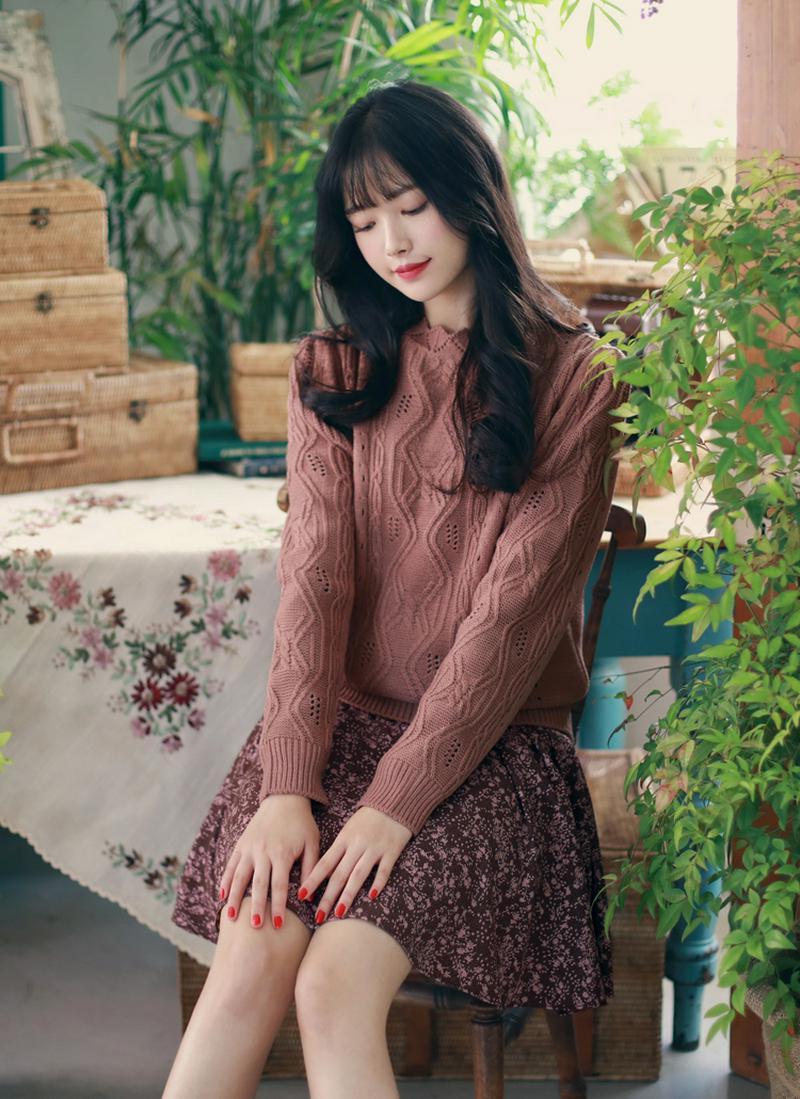 ケーブルパンチングニット