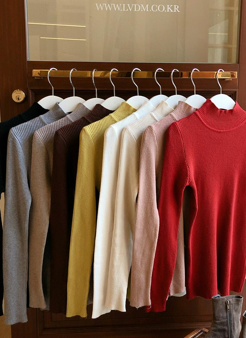 9COLORSハイネックスリムニット