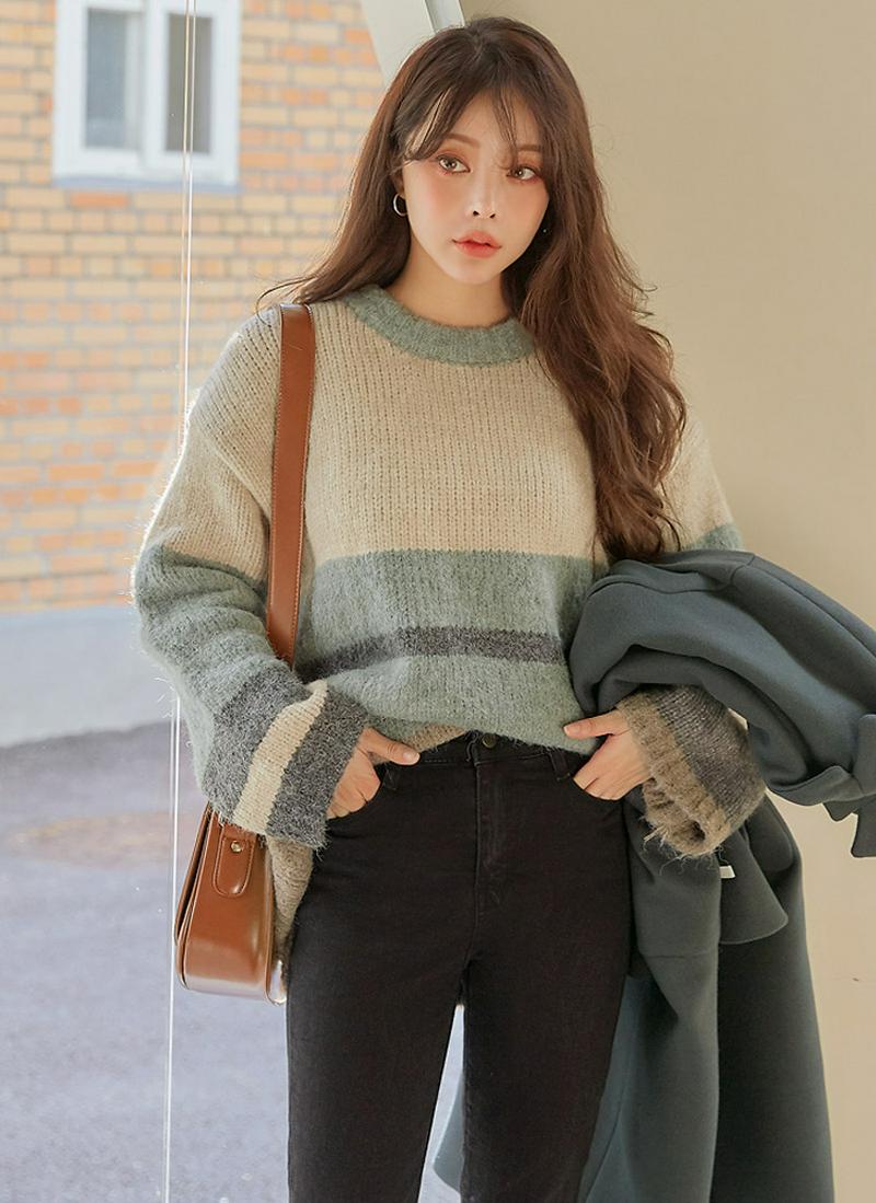 コントラストカラーウール混ニット
