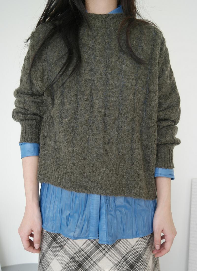 モヘア混ツイストシアーニット