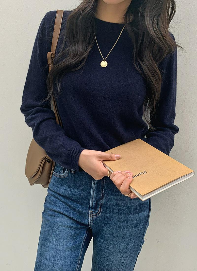 ウールブレンドニット