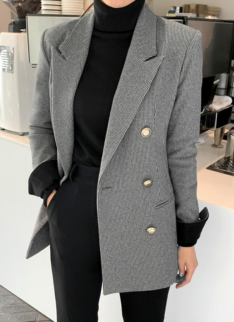 フラップボタンパターンジャケット