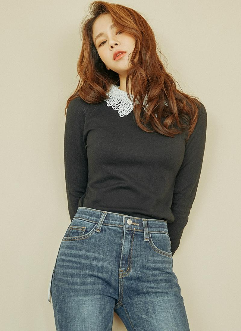 レースカラーネックニット