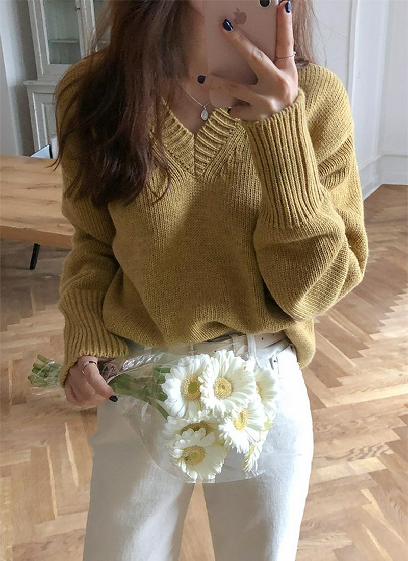 ウールブレンドVネックニット