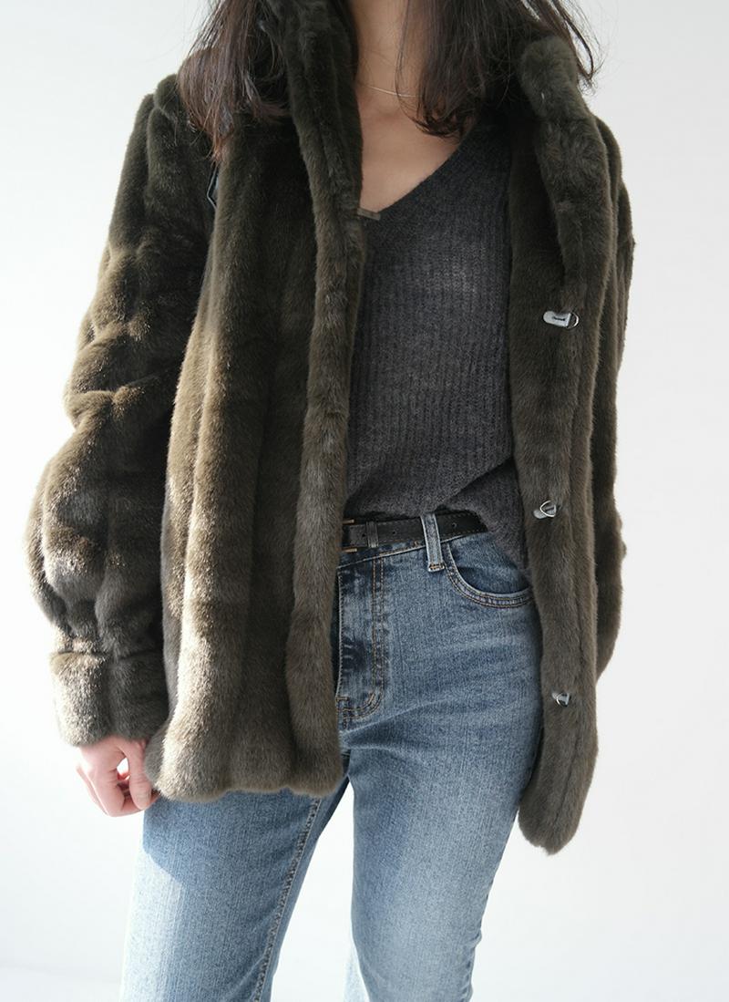 フェイクファーラインジャケット