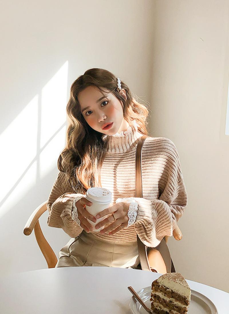 レーストリミングニット