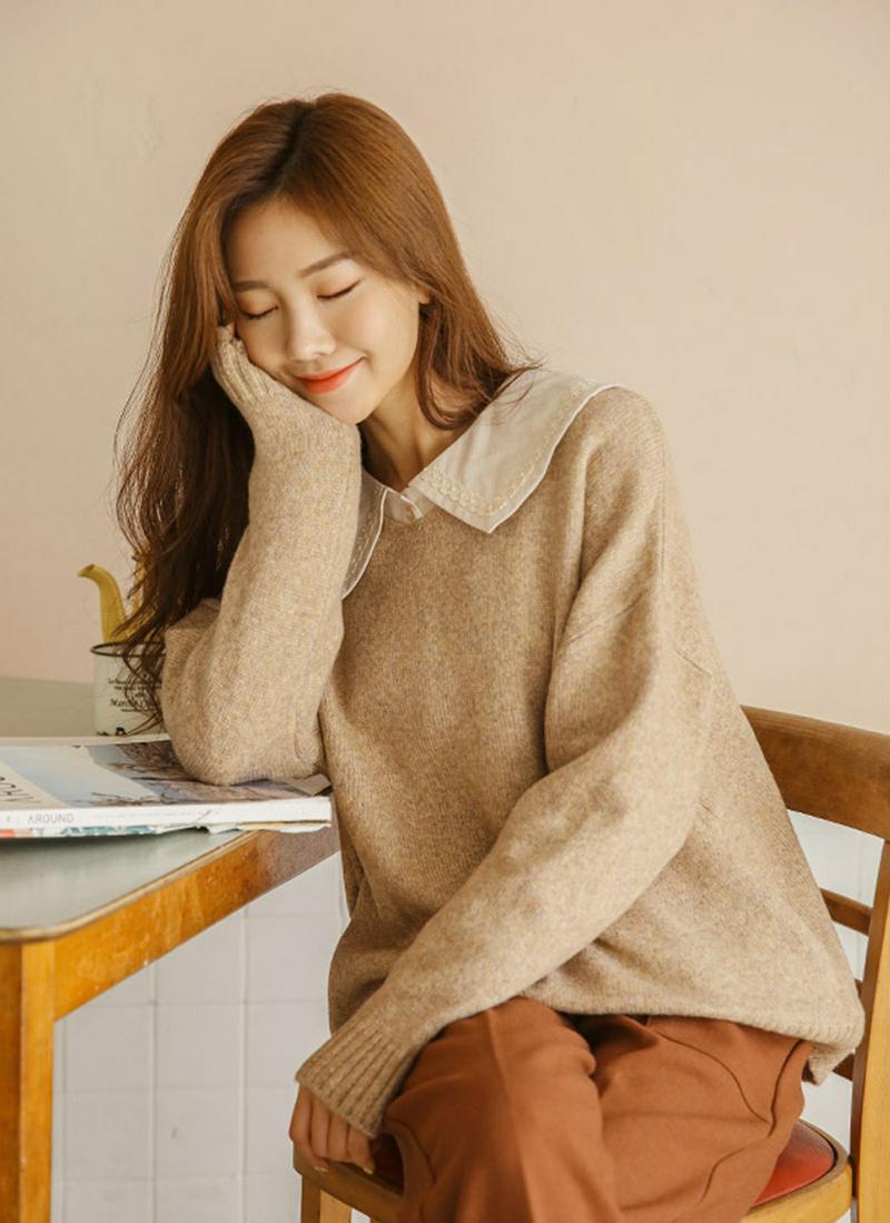 Vネックメランジカラーニット