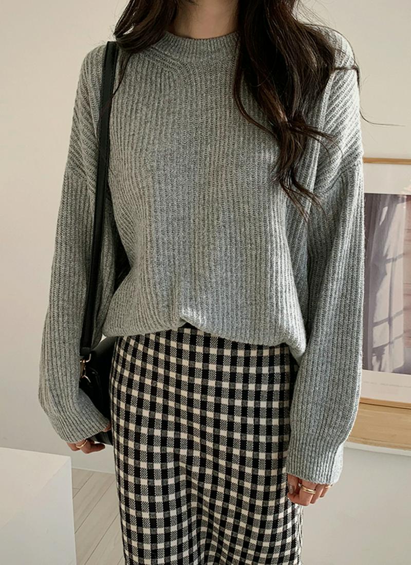 ウールブレンドラウンドニット