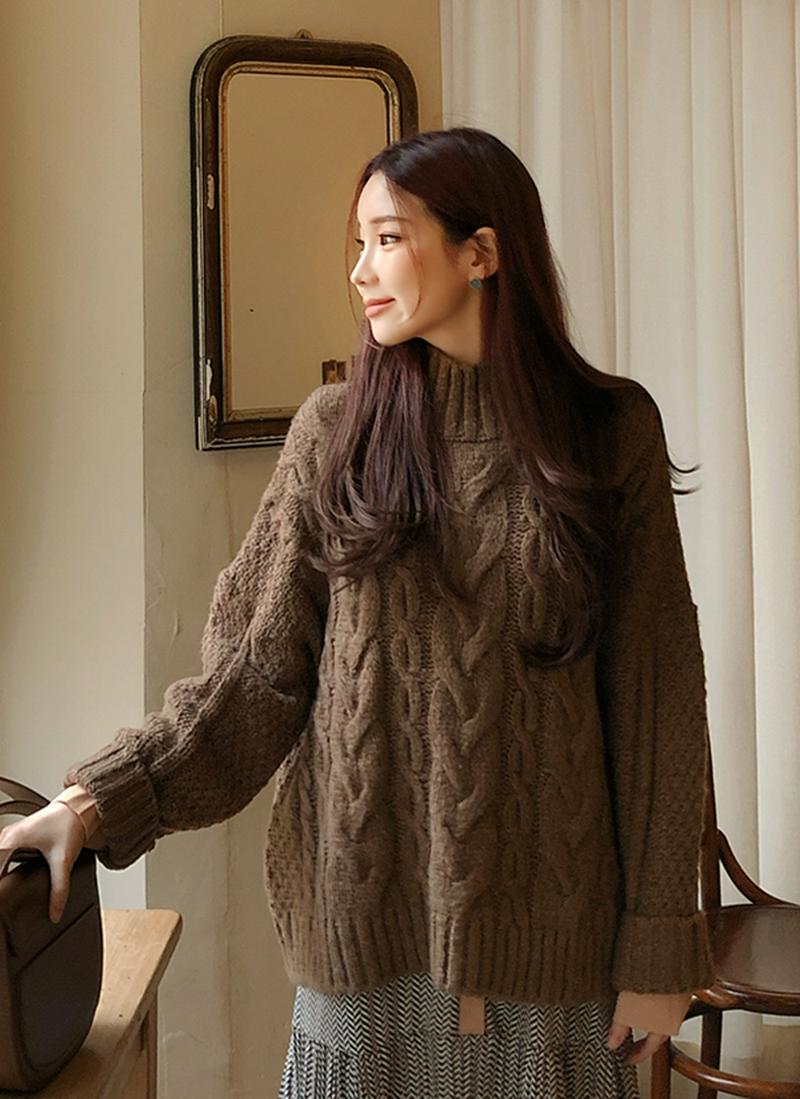 ボリュームケーブルニット