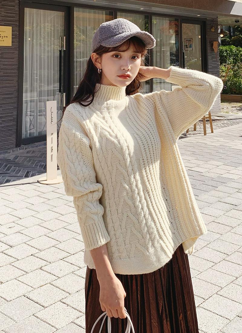 【全品10%OFF】スリットハイネックニット・全2色 e56222 レディース【tops】【韓国 ファッション トップス ニット ハイネック 長袖 スリット ネックスリット ネックカット 肌魅せ デコルテ ゆったり ルーズ カジュアル 秋冬】