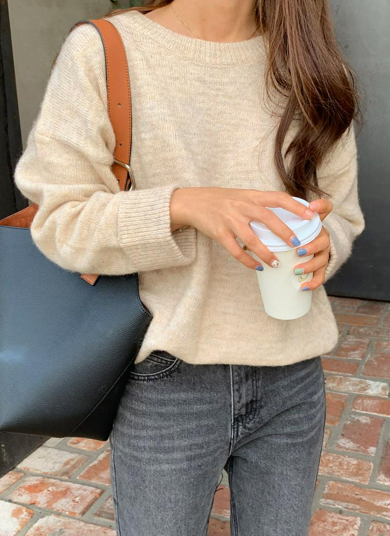 ロールアップスリーブニット