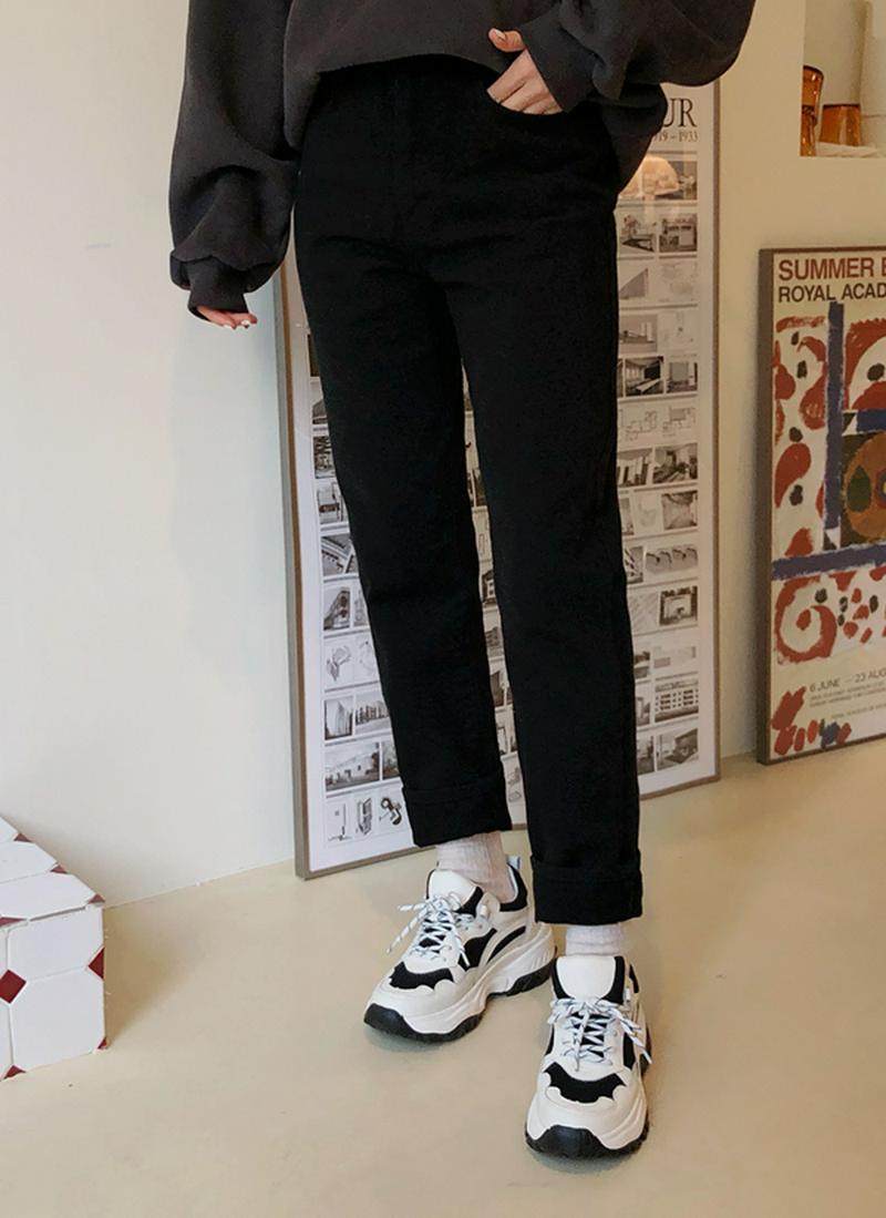 裏起毛ストレートパンツ
