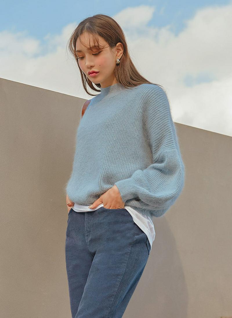 アンゴラブレンドハーフネックニット