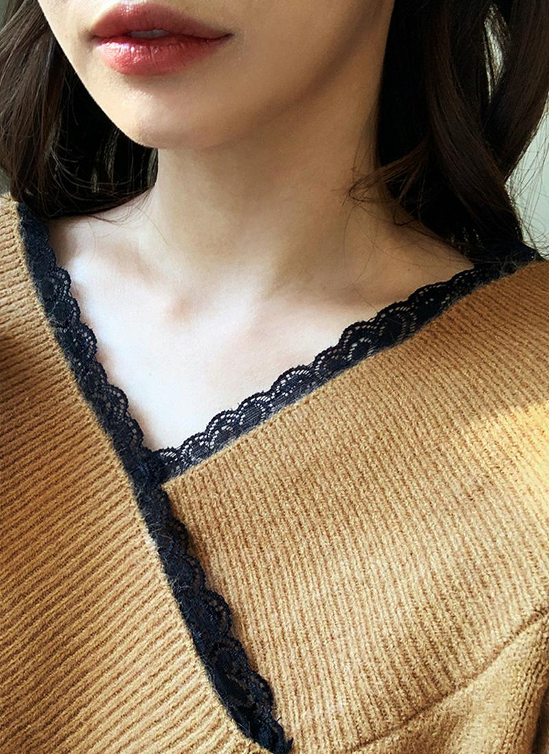 レースVネックニット・全2色