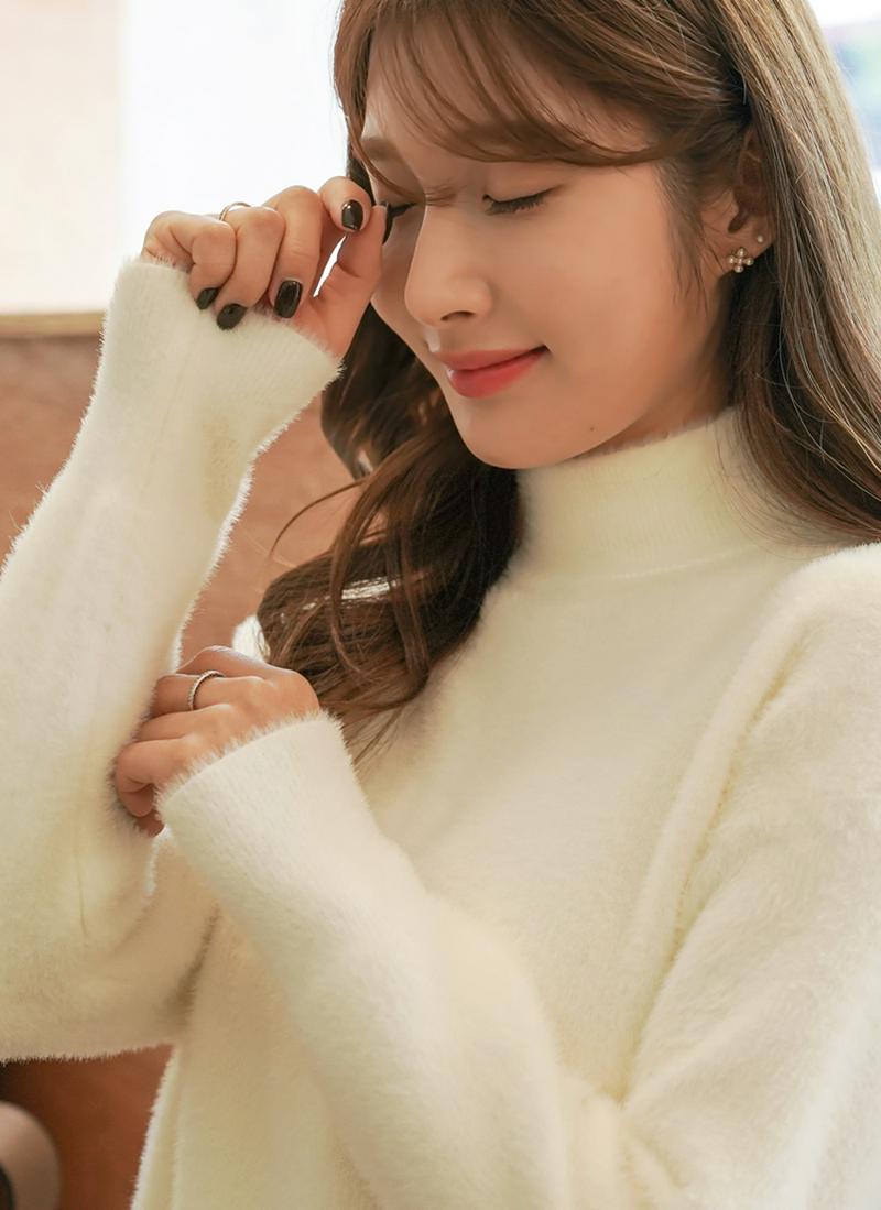 ハーフネックソフトタッチニット