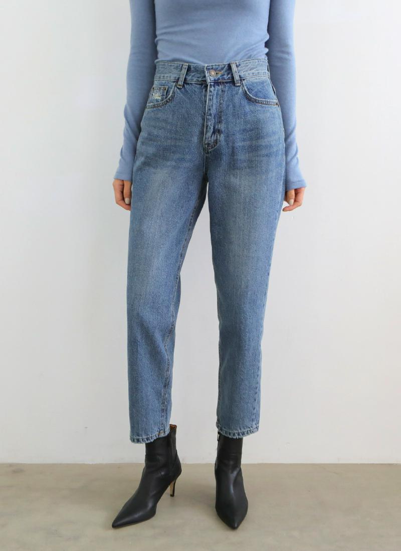 ウォッシュドストレートデニムパンツ