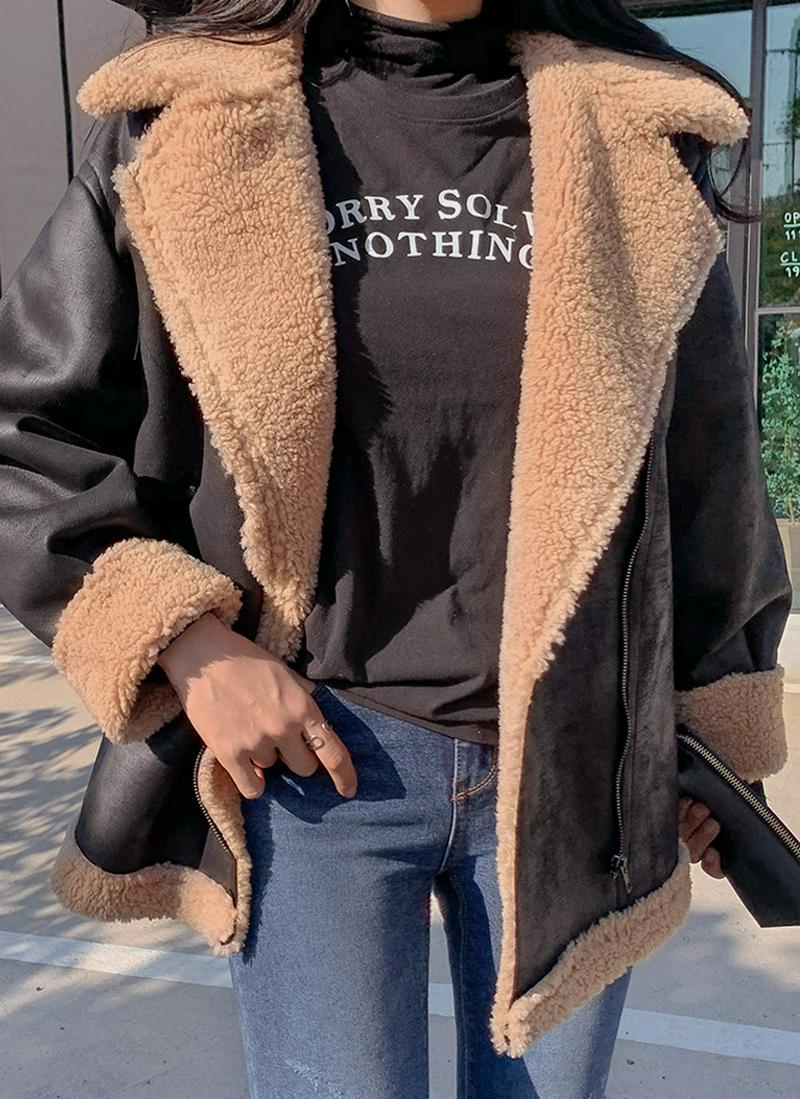 ハイネック裏ボアジャケット