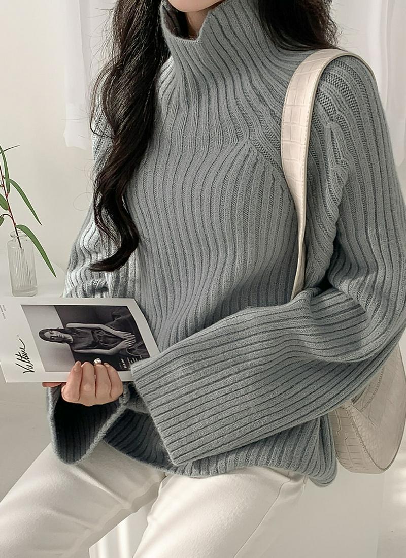 ハイネックルーズリブニット