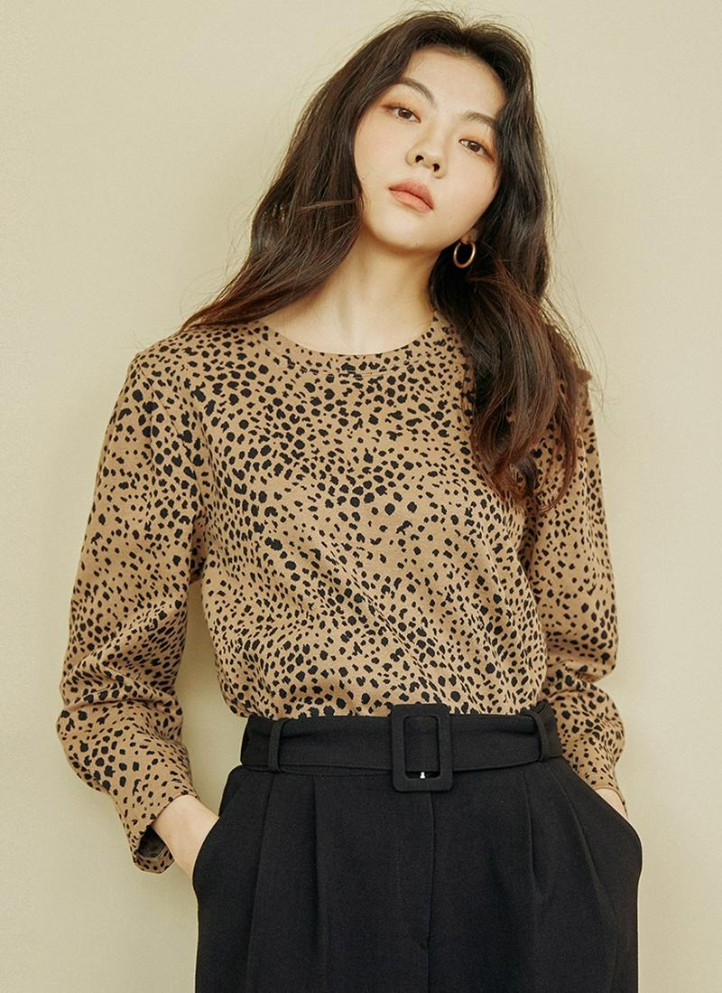 レオパード長袖Tシャツ(ベージュ)
