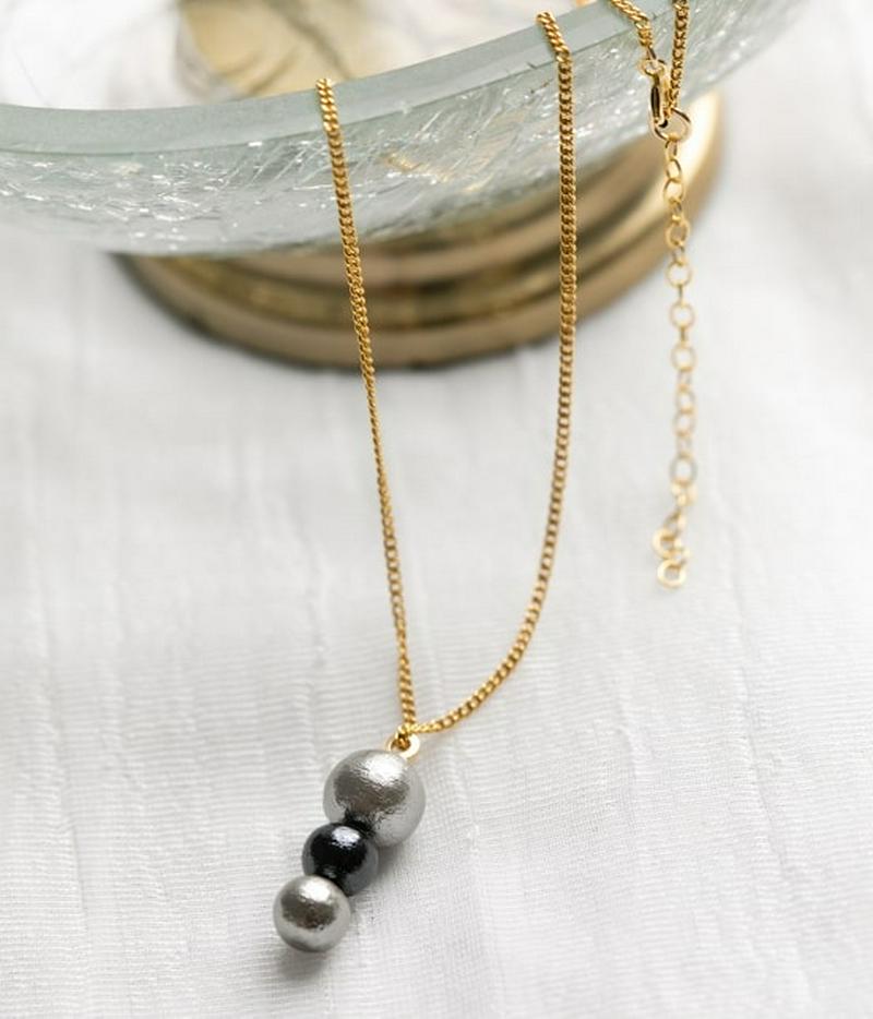 【DeWLuX】コットンパール3粒ネックレス