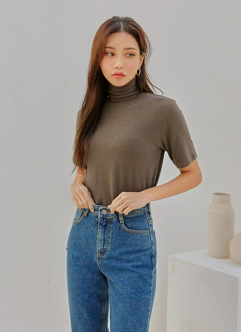 アンゴラ混ハイネックTシャツ
