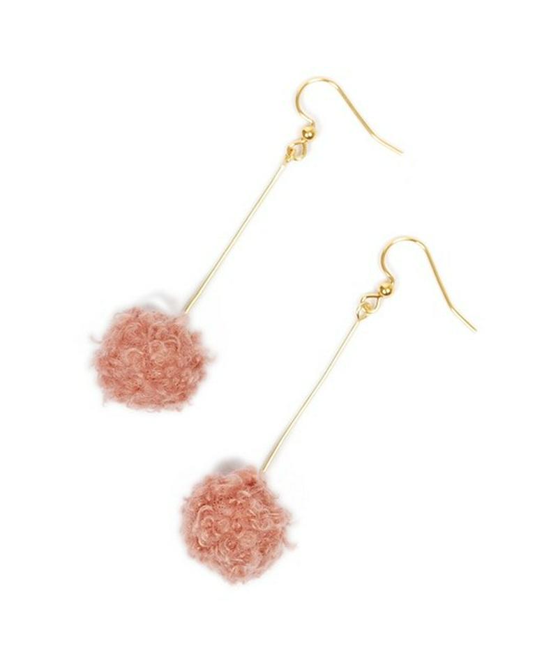 K14GF ピンクウールボールピアス