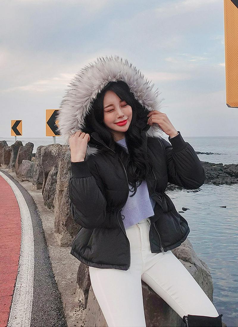 ウエストストリングファーフードジャケット